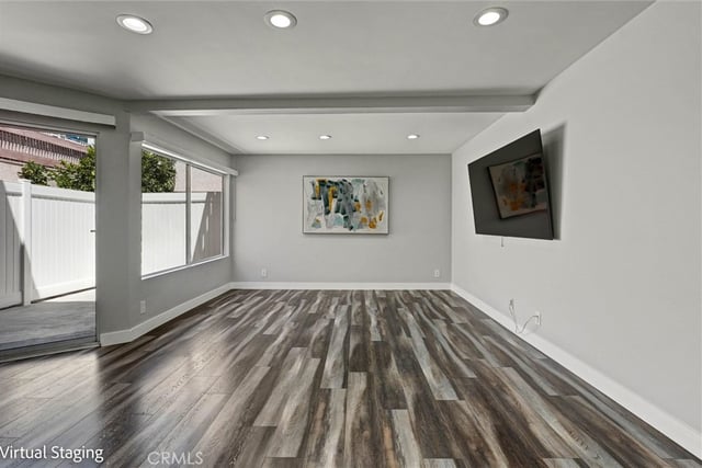 7924 Woodman Avenue 22, Panorama City, CA 91402 — photo 9 of 32
