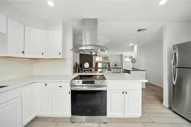 14937 Sherman Way 7, Van Nuys, CA 91405 — photo 8 of 37