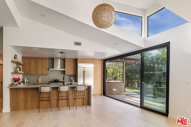 2450 Nalin Drive, Los Angeles, CA 90077 — photo 13 of 46