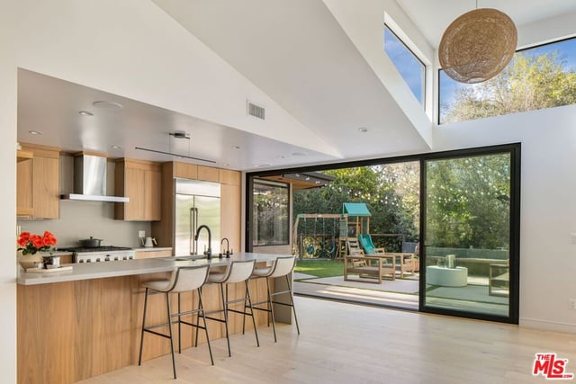 2450 Nalin Drive, Los Angeles, CA 90077 — photo 14 of 46