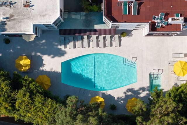 8530 Holloway Drive 222, West Hollywood, CA 90069 — photo 10 of 33