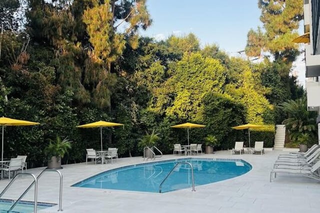 8530 Holloway Drive 222, West Hollywood, CA 90069 — photo 15 of 33