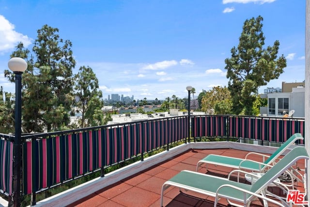 8530 Holloway Drive 222, West Hollywood, CA 90069 — photo 19 of 33