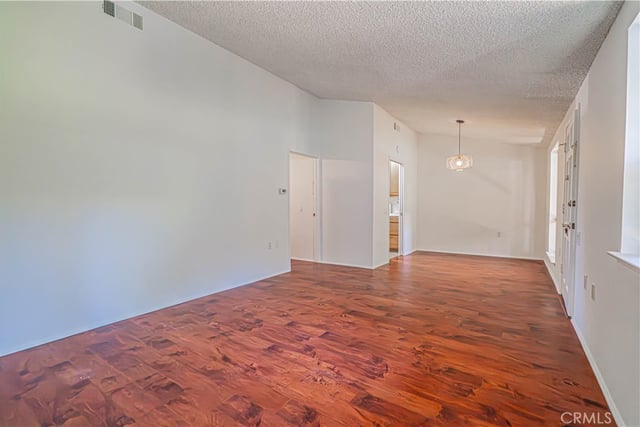 19228 B Avenue Of The Oaks, Newhall, CA 91321 — photo 11 of 43
