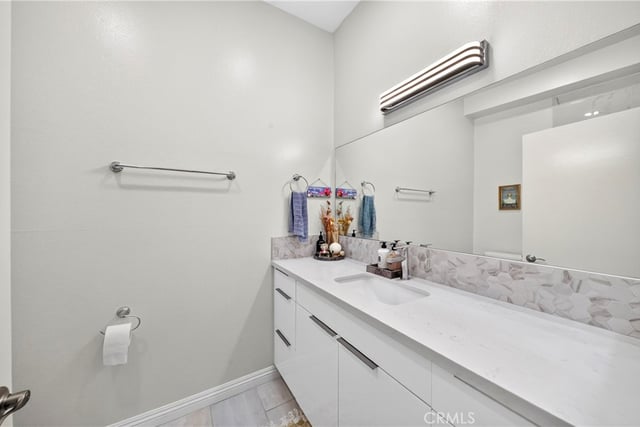 533 S St Andrews Place 408, Los Angeles, CA 90020 — photo 28 of 45