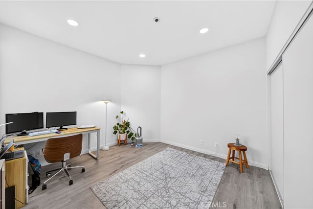 533 S St Andrews Place 408, Los Angeles, CA 90020 — photo 30 of 45