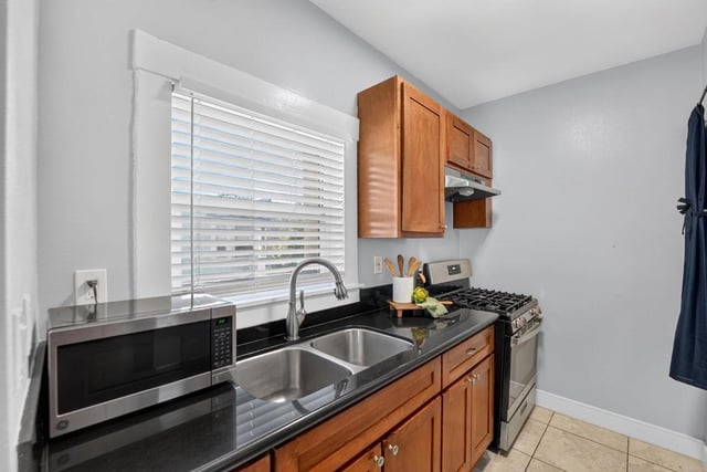 323 W 4Th Street 211, Long Beach, CA 90802 — photo 13 of 22