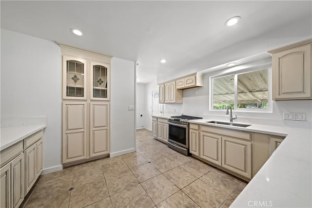525 S Gretta Avenue, West Covina, CA 91790 — photo 14 of 29