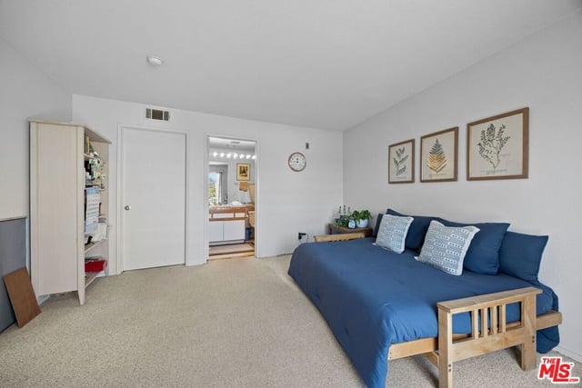 4549 Haskell Avenue 1, Encino, CA 91436 — photo 22 of 28