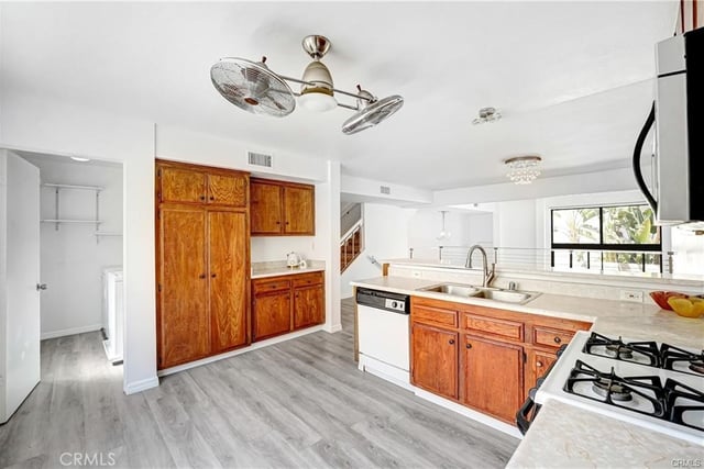 6223 Nita, Woodland Hills, CA 91367 — photo 9 of 19