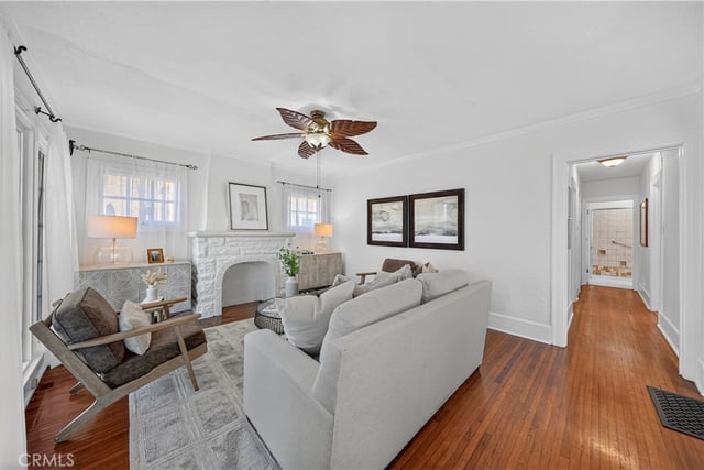 4500 E Barker Way, Long Beach, CA 90814 — photo 3 of 22