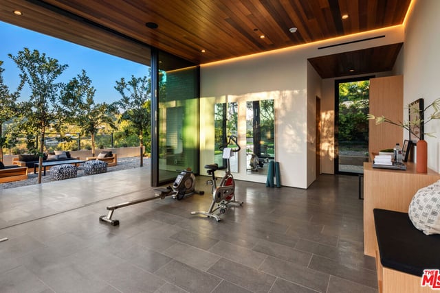 9705 Oak Pass Road, Beverly Hills, CA 90210 — photo 22 of 35