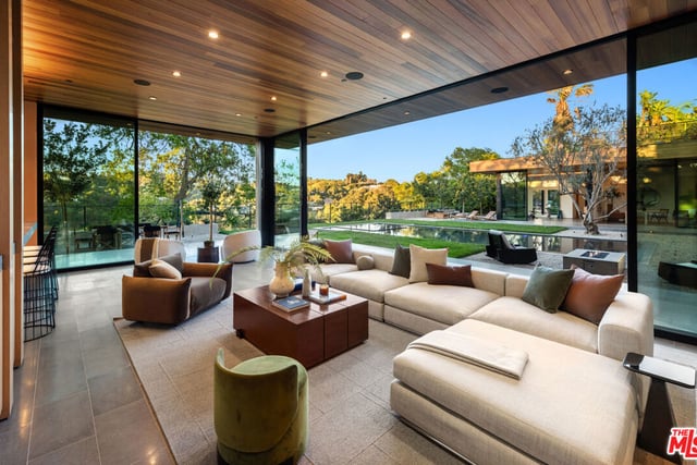 9705 Oak Pass Road, Beverly Hills, CA 90210 — photo 3 of 35