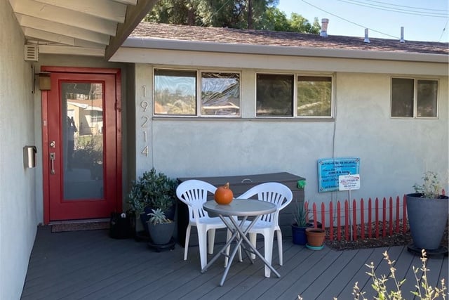 19214 Nearbrook, Canyon Country, CA 91351 — photo 4 of 42