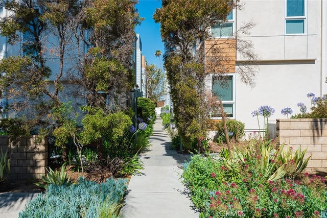 5627 Observation, Los Angeles, CA 90028 — photo 37 of 51