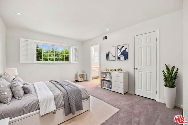 10669 La Grange Avenue, Los Angeles, CA 90025 — photo 38 of 51