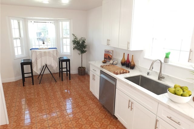 2359 Golden, Long Beach, CA 90806 — photo 3 of 29