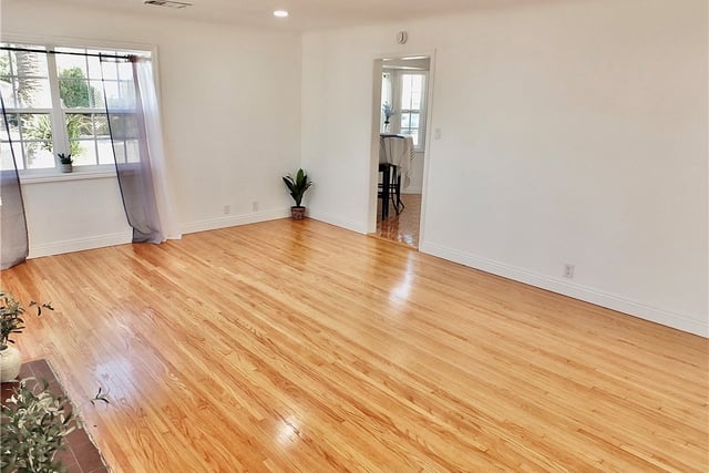 2359 Golden, Long Beach, CA 90806 — photo 8 of 29
