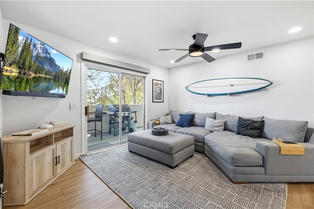 24413 Leonard Tree 203, Newhall, CA 91321 — photo 4 of 56