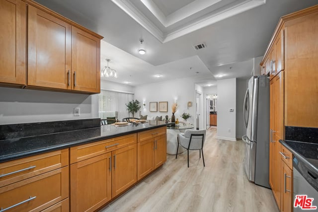 1128 S Serrano Avenue 104, Los Angeles, CA 90006 — photo 12 of 16