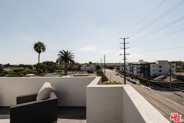 4916 1/2 S Centinela Avenue, Los Angeles, CA 90066 — photo 37 of 43