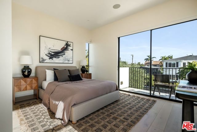 12851 Bonaparte Avenue, Los Angeles, CA 90066 — photo 21 of 30