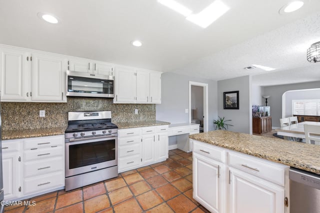 1314 Gonzales Road, Simi Valley, CA 93063 — photo 10 of 90