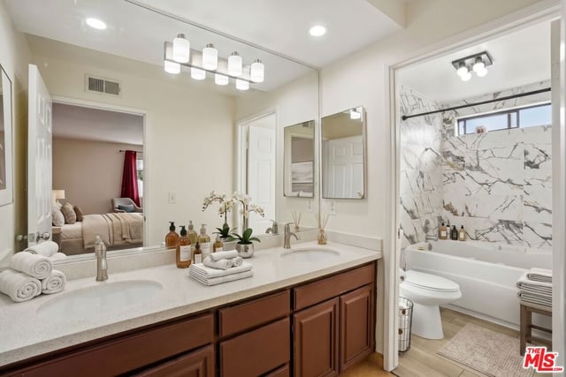 18424 Keswick Street 12, Reseda, CA 91335 — photo 9 of 10