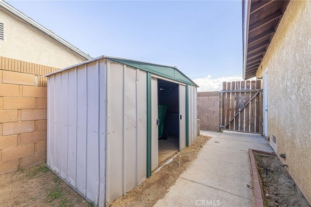1111 Herzel, Lancaster, CA 93535 — photo 29 of 36