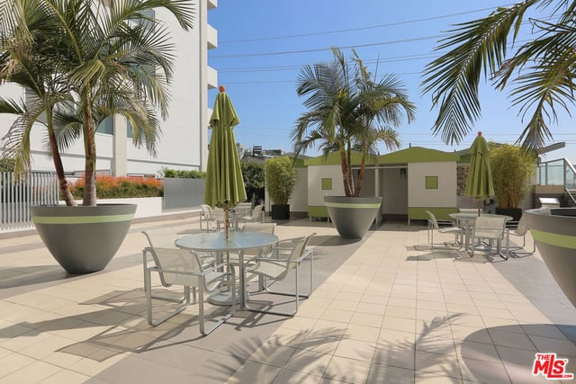 1155 N La Cienega Boulevard 1110, West Hollywood, CA 90069 — photo 19 of 20