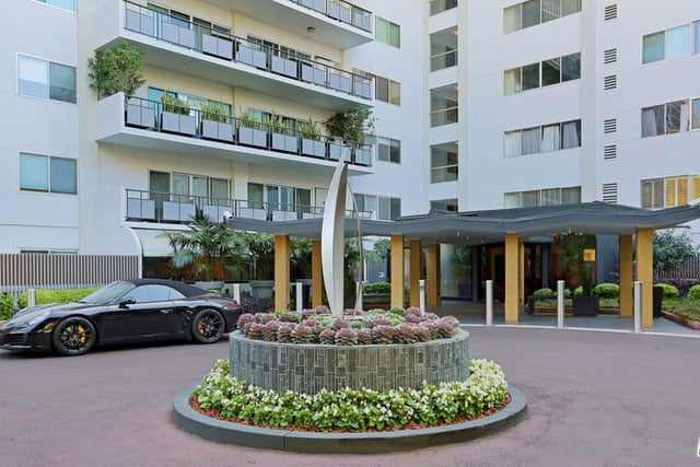 1155 N La Cienega Boulevard 1110, West Hollywood, CA 90069 — photo 2 of 20
