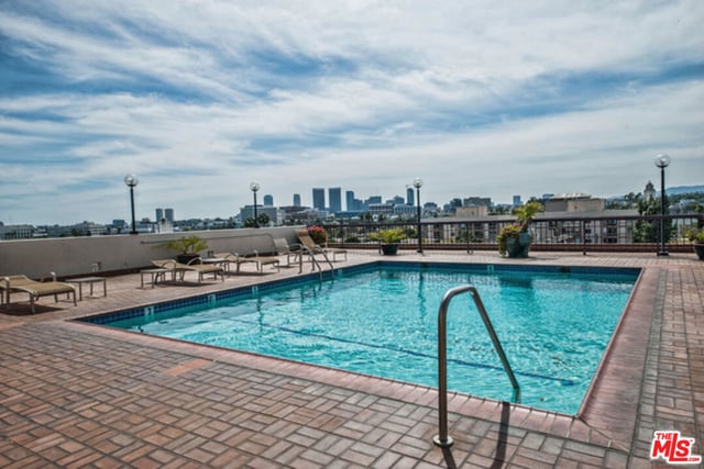 325 N Oakhurst Drive PH2, Beverly Hills, CA 90210 — photo 59 of 65