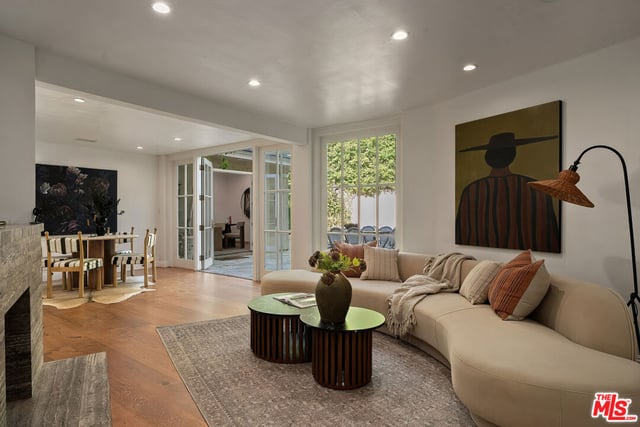 1124 Sierra Alta Way, Los Angeles, CA 90069 — photo 10 of 41