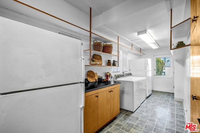 1013 Bay Street, Santa Monica, CA 90405 — photo 10 of 30