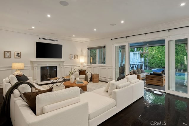 4417 Atoll Avenue, Sherman Oaks, CA 91423 — photo 11 of 43