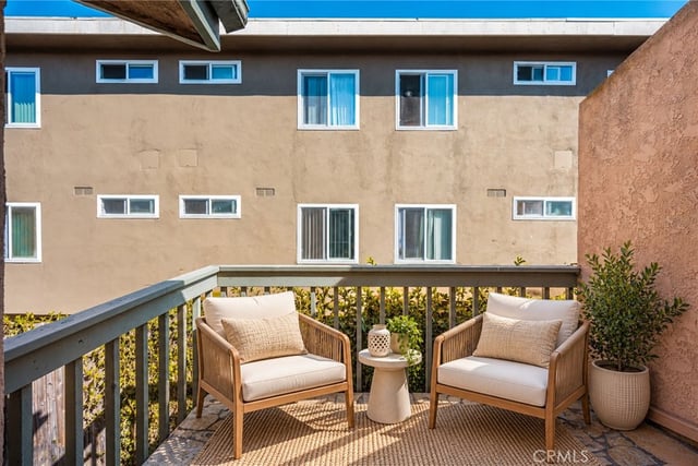 13724 Cordary 5, Hawthorne, CA 90250 — photo 13 of 32