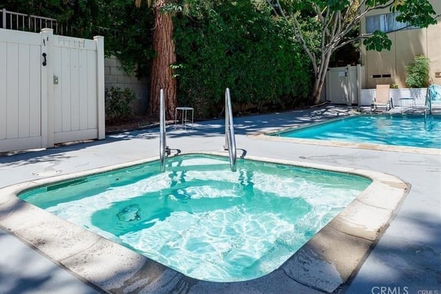 11138 Aqua Vista, Studio City, CA 91602 — photo 4 of 23