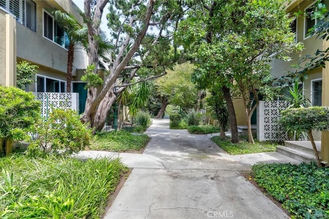 11138 Aqua Vista, Studio City, CA 91602 — photo 5 of 23