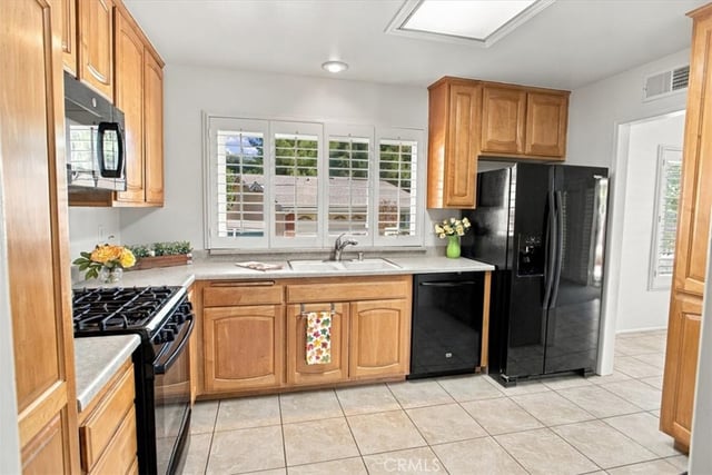 26465 Fairway, Newhall, CA 91321 — photo 6 of 42