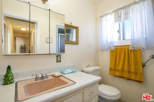 4831 W 121st Street, Hawthorne, CA 90250 — photo 18 of 27