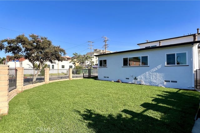 918 E 68th Street, Inglewood, CA 90302 — photo 14 of 46