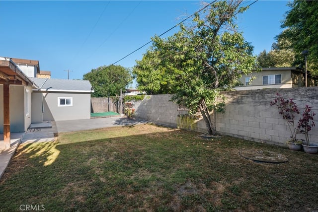 46 W Pleasant, Long Beach, CA 90805 — photo 31 of 38