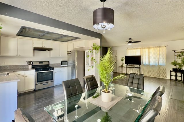 39313 168th E, Lake Los Angeles, CA 93591 — photo 11 of 28