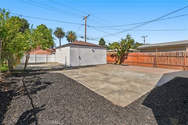 2435 Gale Ave, Long Beach, CA 90810 — photo 39 of 39