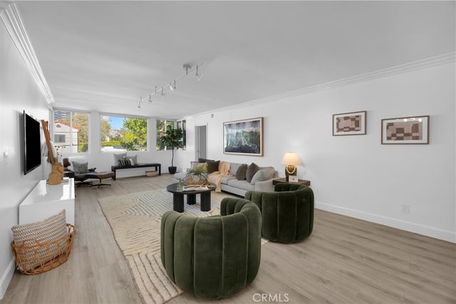 10725 Ohio 304, Los Angeles, CA 90024 — photo 15 of 21