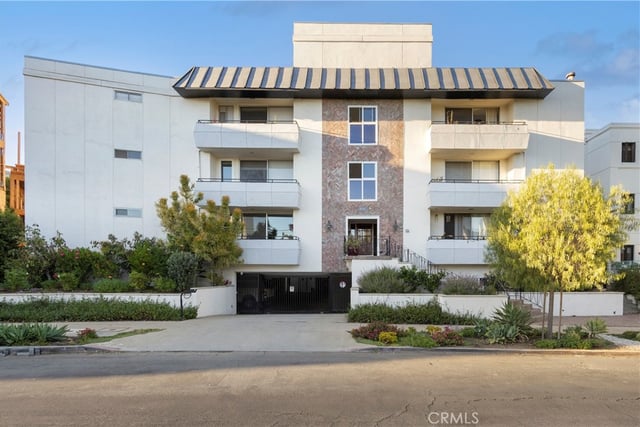 10725 Ohio 304, Los Angeles, CA 90024 — photo 19 of 21
