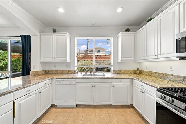 17511 Poplar Point, Canyon Country, CA 91387 — photo 12 of 44