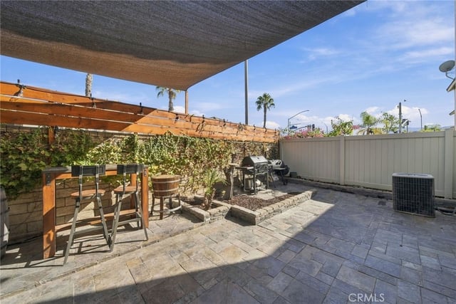 17511 Poplar Point, Canyon Country, CA 91387 — photo 34 of 44