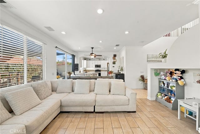 17511 Poplar Point, Canyon Country, CA 91387 — photo 7 of 44