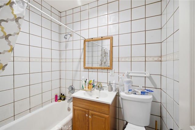 611 W 110th, Los Angeles, CA 90044 — photo 18 of 46